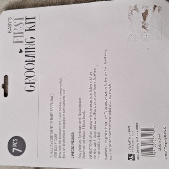 Baby's First Grooming Set - Picture 2 of 3